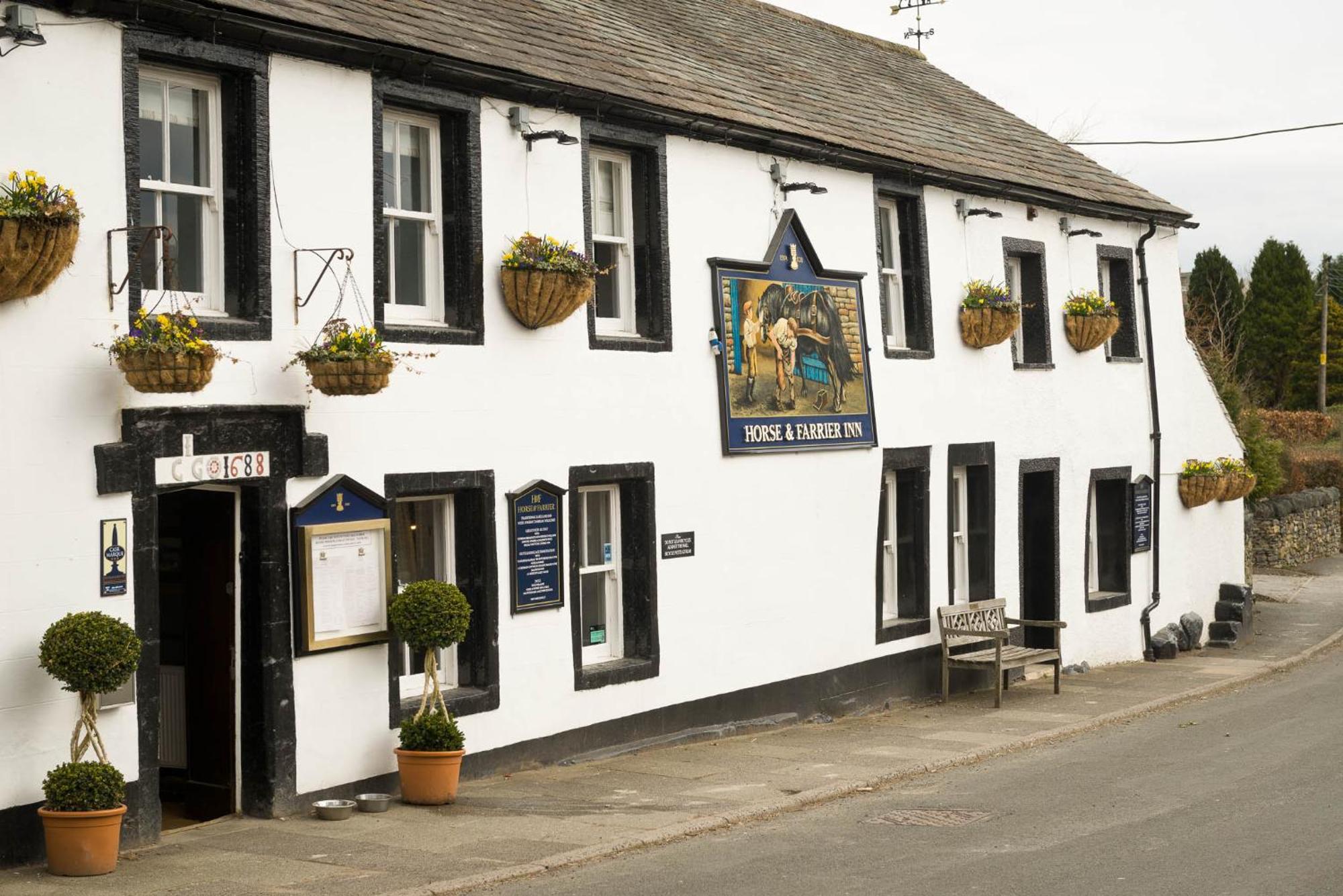 The Horse And Farrier Inn And The Salutation Inn Threlkeld Keswick エクステリア 写真