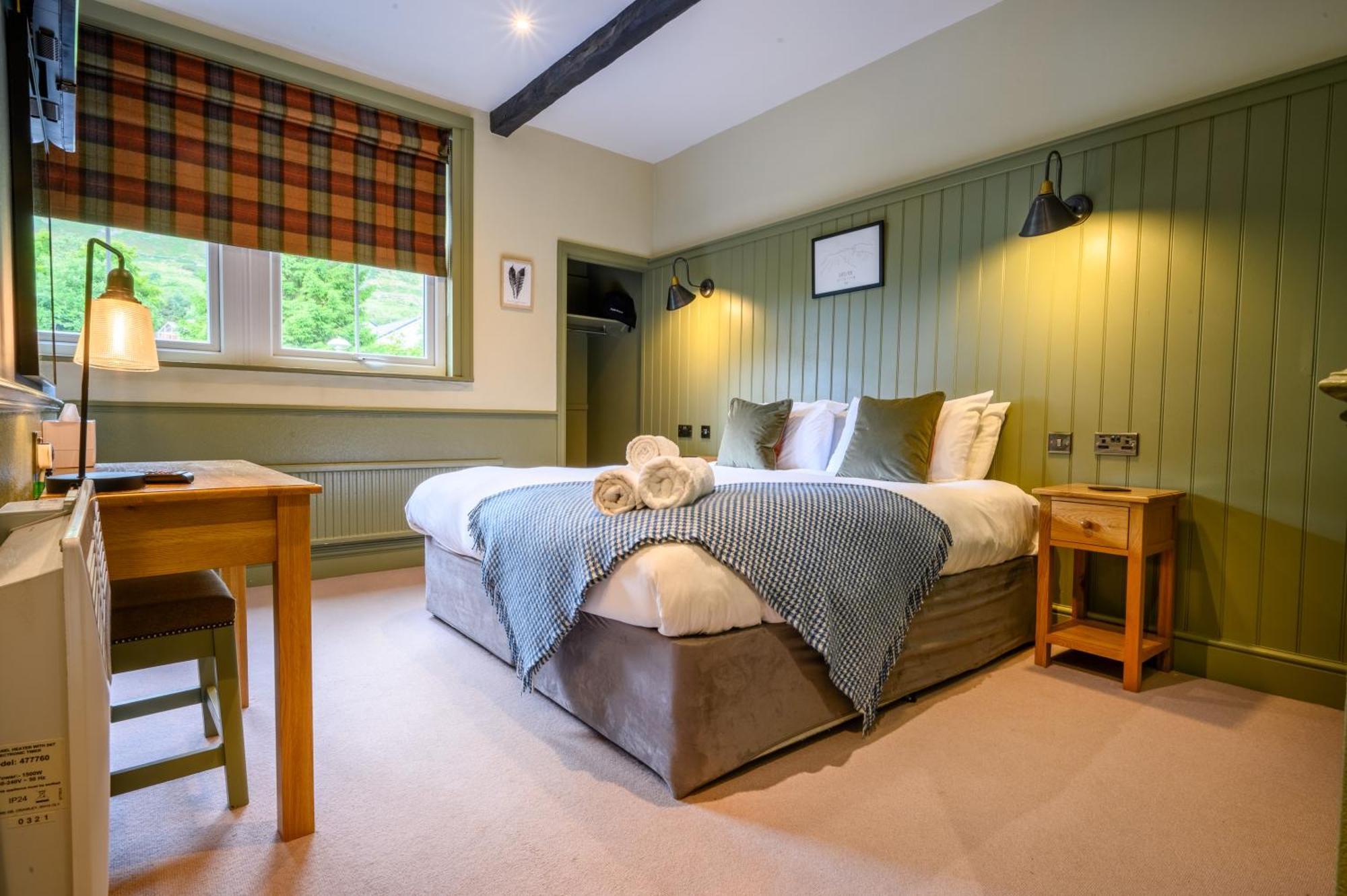 The Horse And Farrier Inn And The Salutation Inn Threlkeld Keswick エクステリア 写真