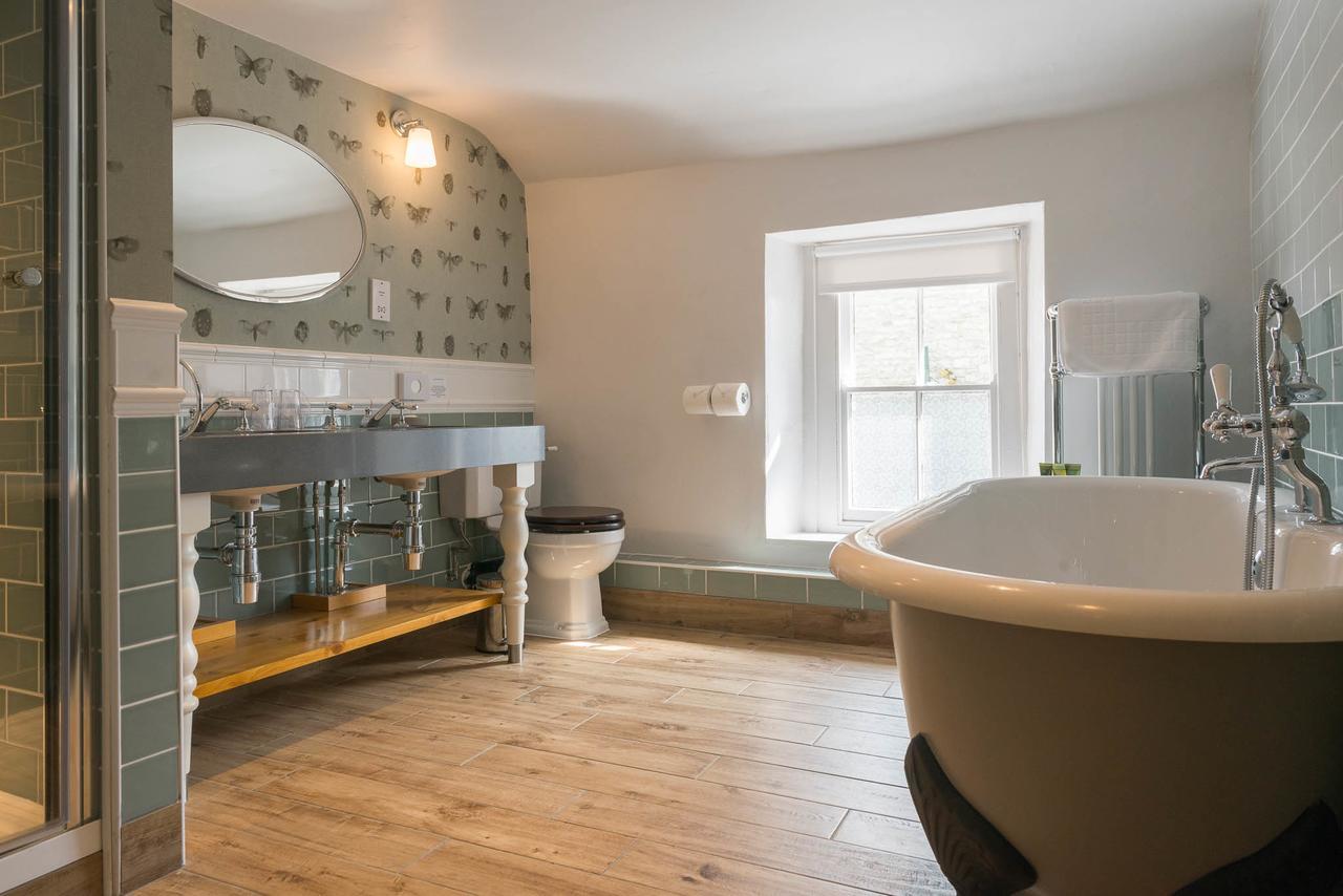 The Horse And Farrier Inn And The Salutation Inn Threlkeld Keswick エクステリア 写真
